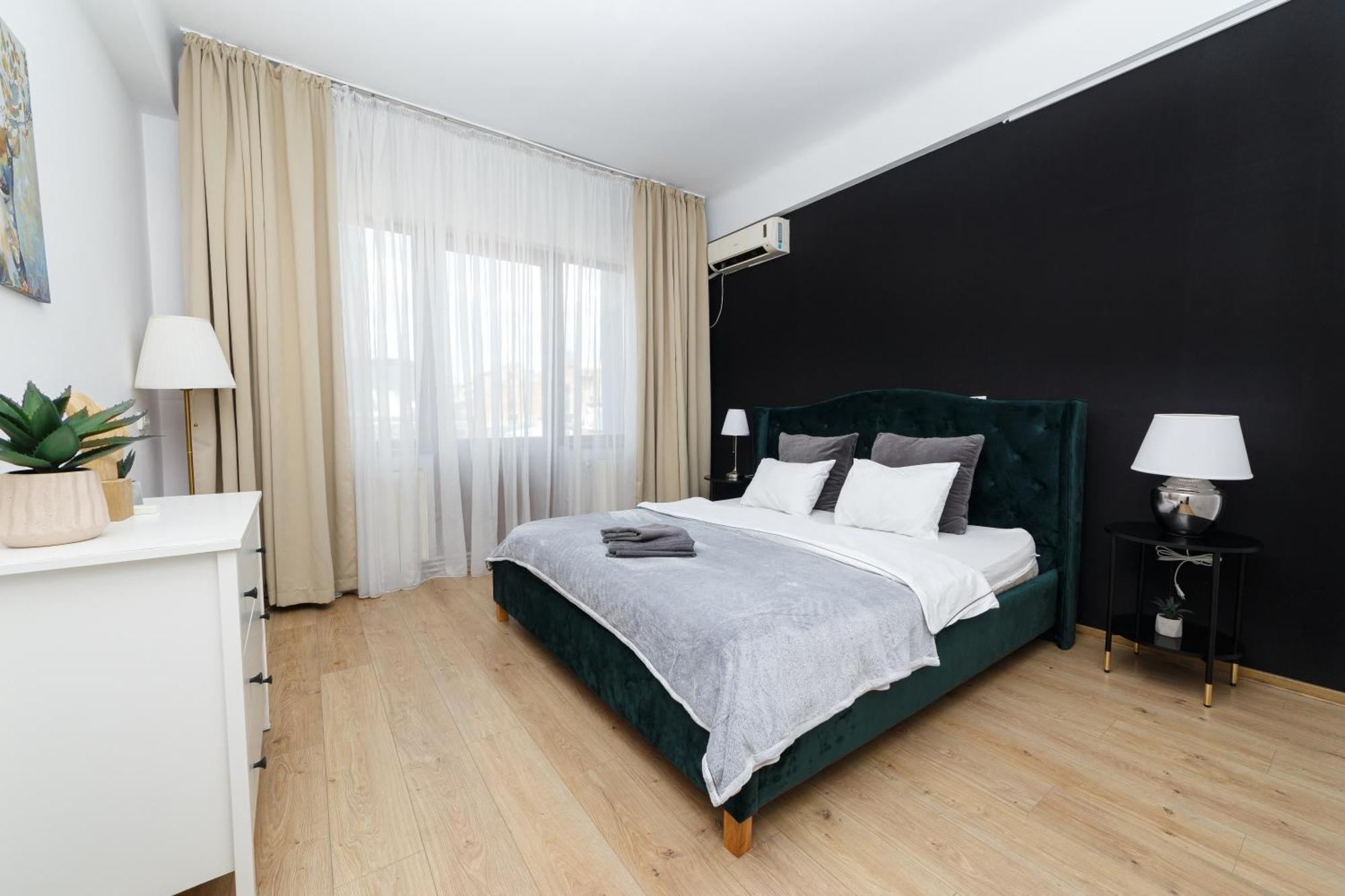 Color Apartments Franceza St Bucharest Exterior photo