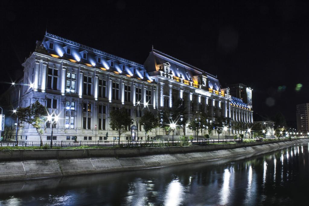 Color Apartments Franceza St Bucharest Exterior photo